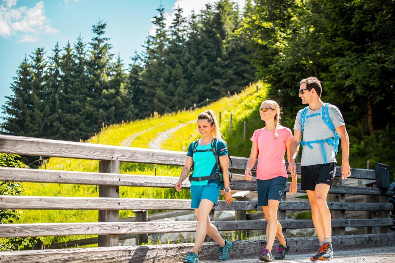 Hotel Barbarahof Saalbach, Inkl Jokercard Ngoại thất bức ảnh