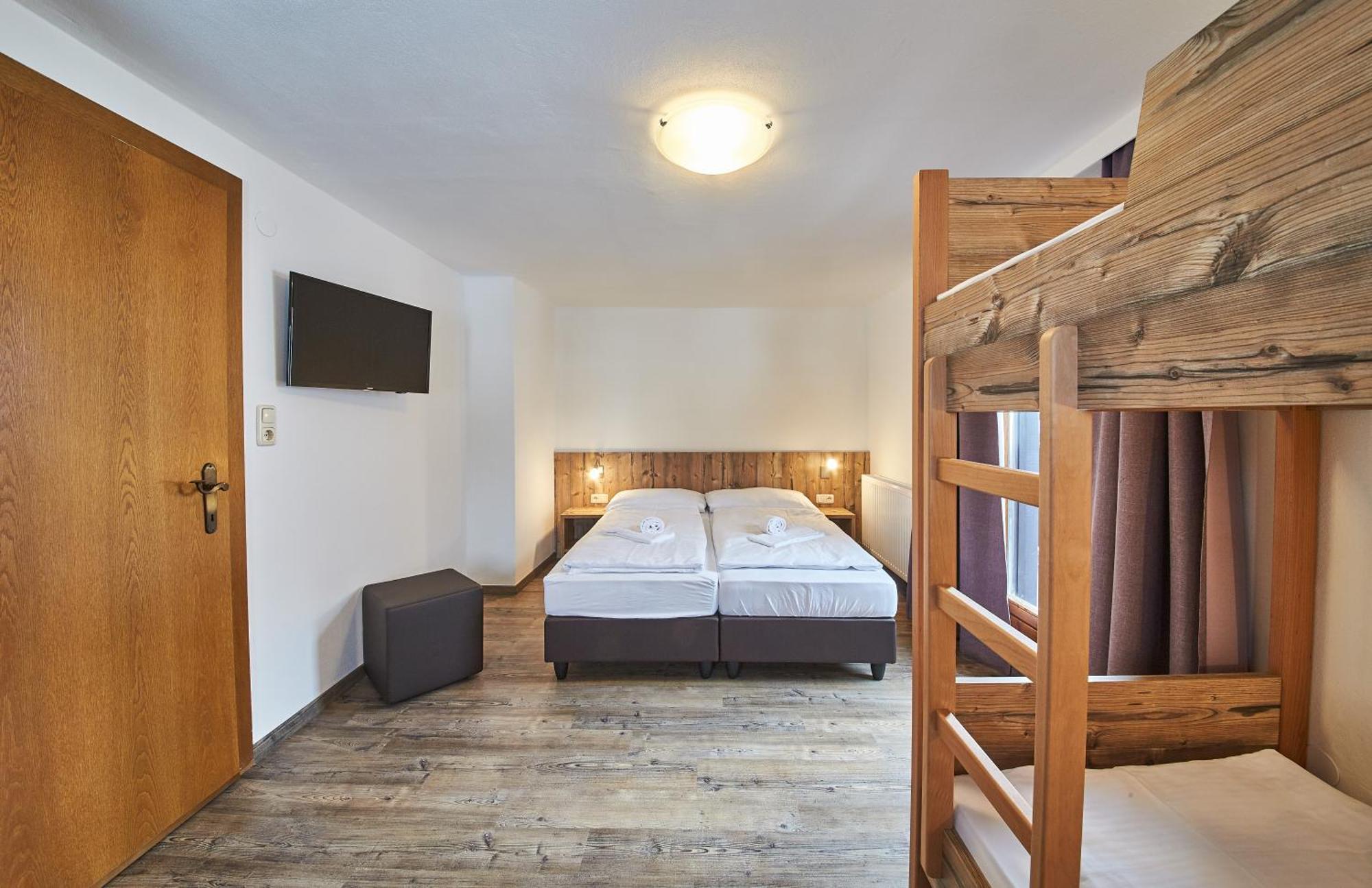 Hotel Barbarahof Saalbach, Inkl Jokercard Phòng bức ảnh