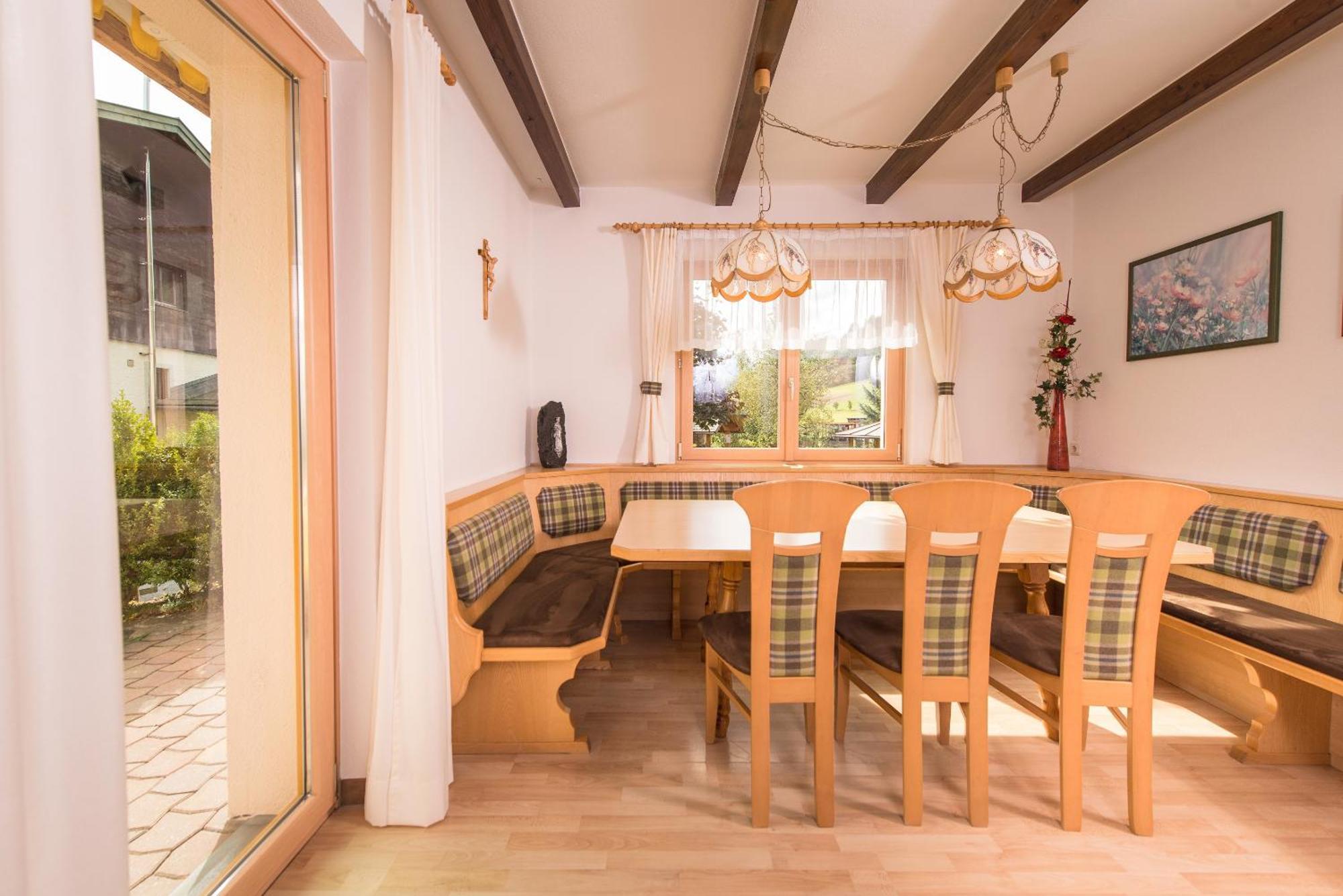 Hotel Barbarahof Saalbach, Inkl Jokercard Phòng bức ảnh